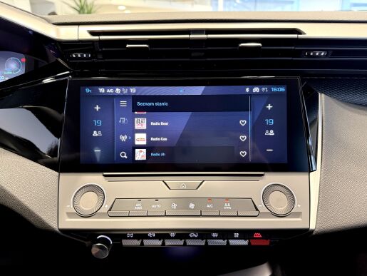 Peugeot 308 SW STYLE HYBRID 145k, Automat