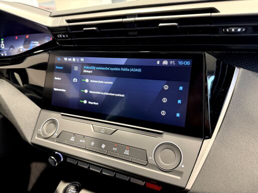 Peugeot 308 SW STYLE HYBRID 145k, Automat