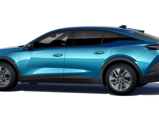 Peugeot 408 ALLURE HYBRID 145 e-DCS6