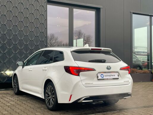 Toyota Corolla STYLE 1.8 HYBRID 103 kW