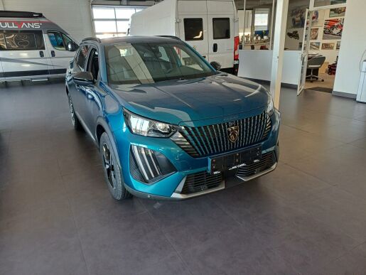 Peugeot 2008 ALLURE 1.2 PureTech 7 let zár.