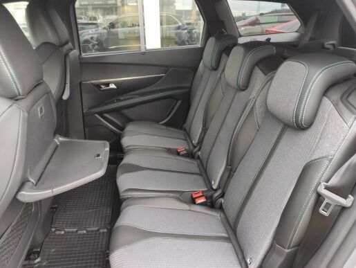 Peugeot 5008 ALLURE PACK 1.5HDI AUT8 7 MÍST