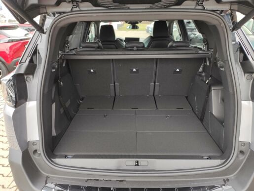 Peugeot 5008 ALLURE PACK 1.5HDI AUT8 7 MÍST