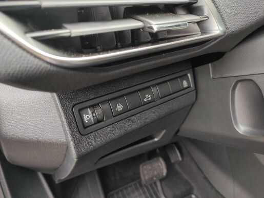 Peugeot 5008 ALLURE PACK 1.5HDI AUT8 7 MÍST
