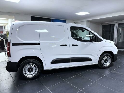 Fiat Dobló cargo 1,5 BlueHDI 100k van L1 *468*