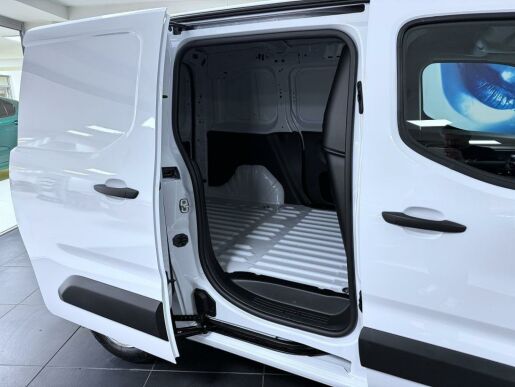 Fiat Dobló cargo 1,5 BlueHDI 100k van L1 *468*