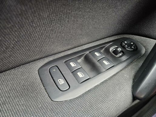 Peugeot 308 SW 1.2 PT 130 ALLURE EAT8