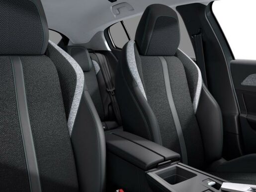 Peugeot 408 ALLURE HYBRID 145 e-DCS6