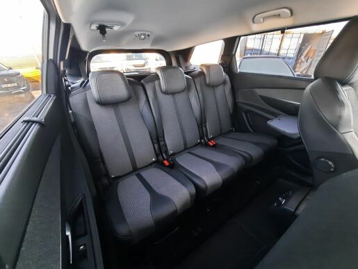 Peugeot 5008 ALLURE PACK 2.0 BHDi 180k EAT8