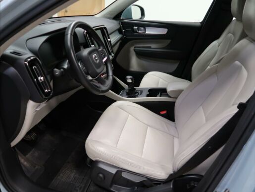 Volvo XC40 2,0 D3 Drive-E Momentum FWD