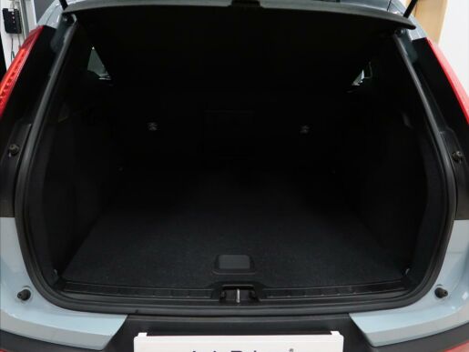 Volvo XC40 2,0 D3 Drive-E Momentum FWD