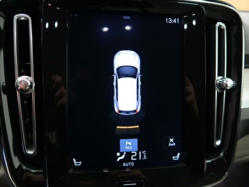 Volvo XC40 2,0 D3 Drive-E Momentum FWD