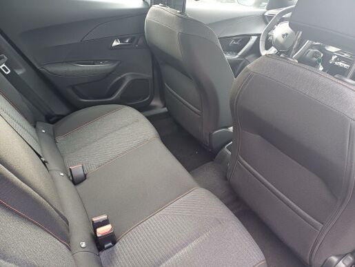 Peugeot 2008 Style PureTech 1.2 100k