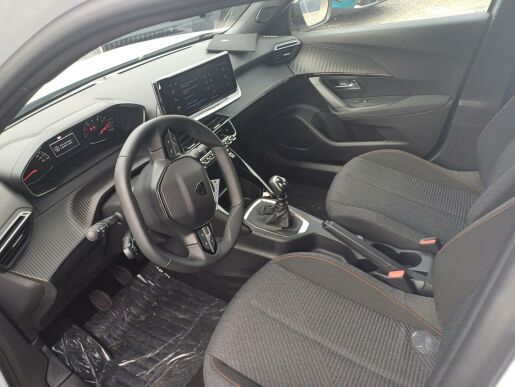 Peugeot 2008 Style PureTech 1.2 100k