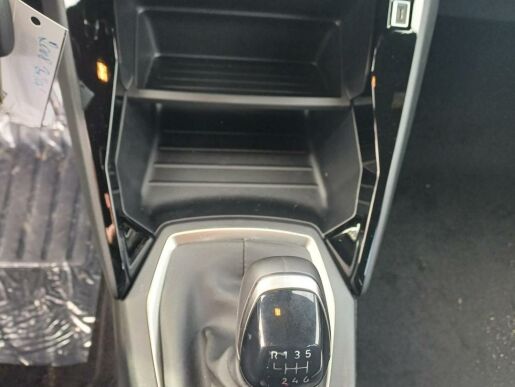 Peugeot 2008 Style PureTech 1.2 100k