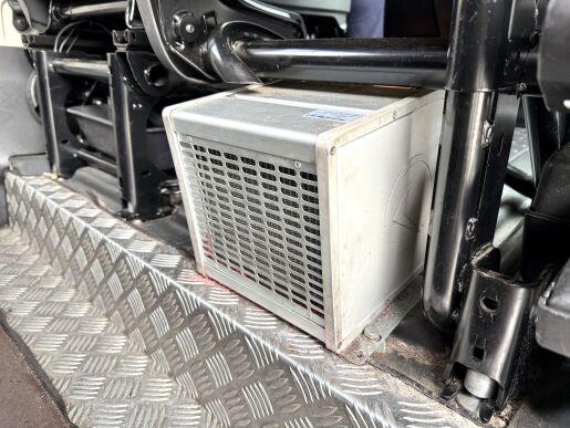 Peugeot Boxer 2.2HDi, 9 míst, nový motor, ČR