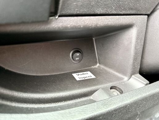 Peugeot Boxer 2.2HDi, 9 míst, nový motor, ČR
