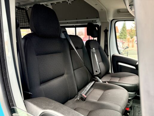 Peugeot Boxer 2.2HDi, 9 míst, nový motor, ČR