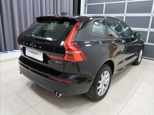 Volvo XC60 2,0 B4 AWD  Momentum AUT