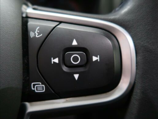 Volvo XC60 2,0 B4 AWD  Momentum AUT