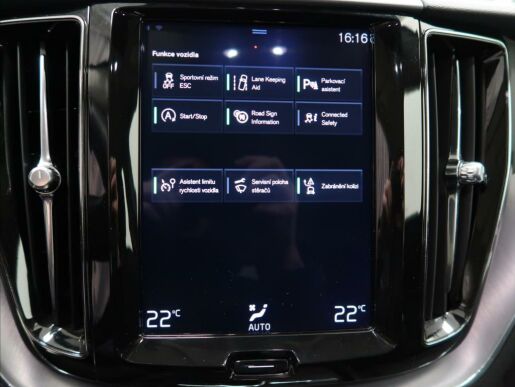 Volvo XC60 2,0 B4 AWD  Momentum AUT