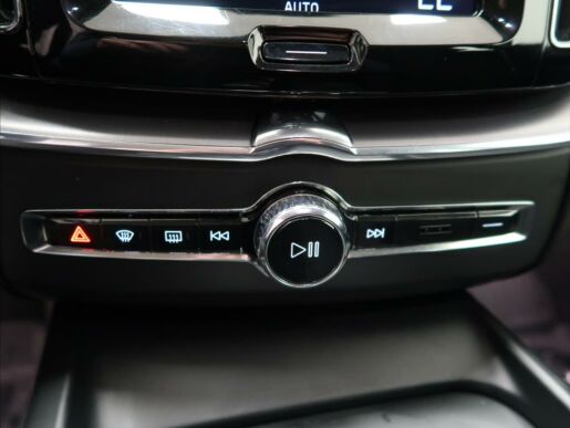 Volvo XC60 2,0 B4 AWD  Momentum AUT