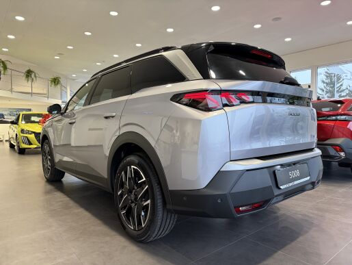 Peugeot 5008 GT Hybrid 145k, Automat