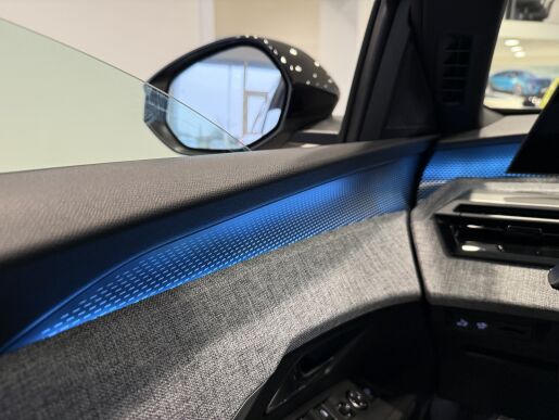 Peugeot 5008 GT Hybrid 145k, Automat
