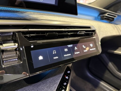 Peugeot 5008 GT Hybrid 145k, Automat