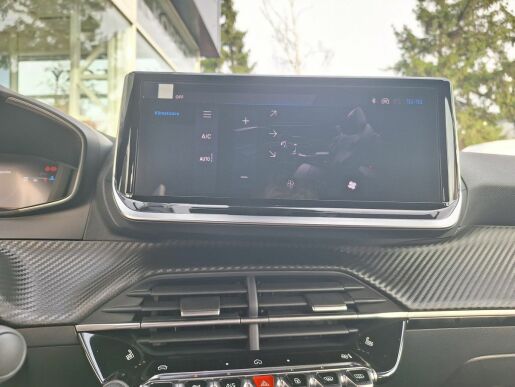 Peugeot 2008 ALLURE Hybrid 145 e-DCS6