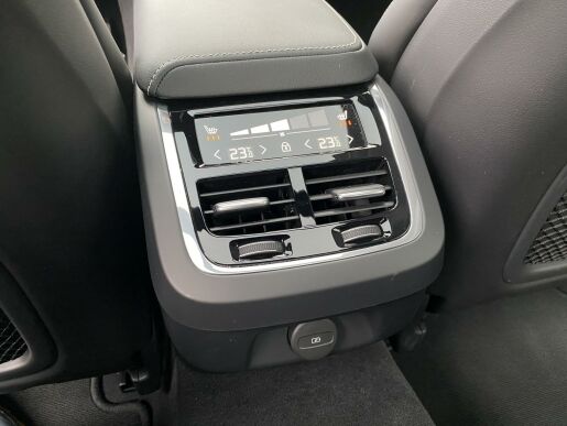 Volvo S60 B5 (benzín) AWD* ULTIM + kola
