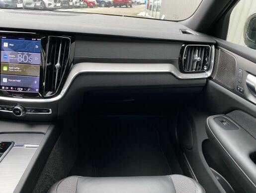 Volvo S60 B5 (benzín) AWD* ULTIM + kola