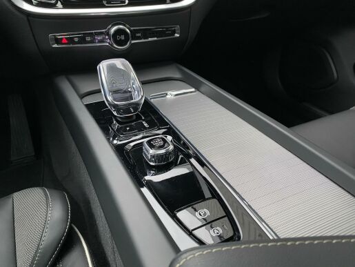 Volvo S60 B5 (benzín) AWD* ULTIM + kola