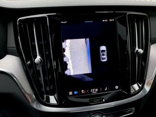 Volvo S60 B5 (benzín) AWD* ULTIM + kola