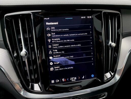 Volvo S60 B5 (benzín) AWD* ULTIM + kola