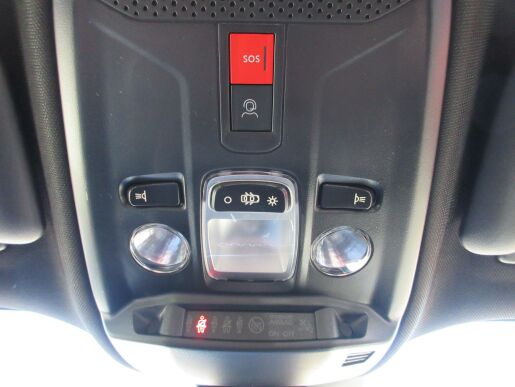 Peugeot 2008 STYLE PureTech 100 S&SMAN6