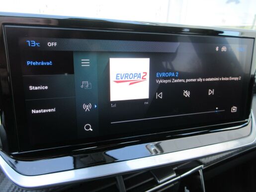 Peugeot 2008 ALLURE Hybrid 136 e-DCS6