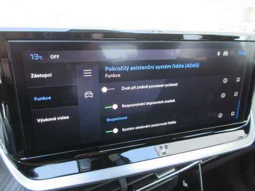 Peugeot 2008 ALLURE Hybrid 136 e-DCS6