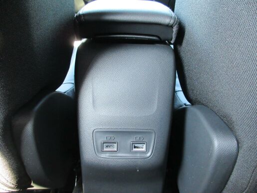 Peugeot 2008 ALLURE Hybrid 136 e-DCS6