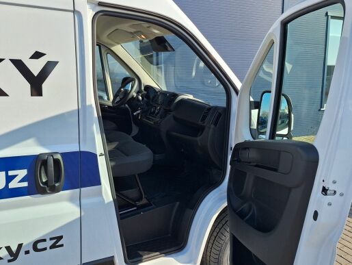 Peugeot Boxer Furgon 3300 L2H2 BHDi 120k M6