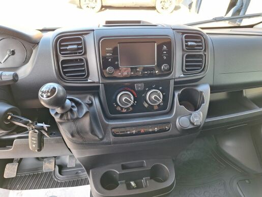 Peugeot Boxer Furgon 3300 L2H2 BHDi 120k M6