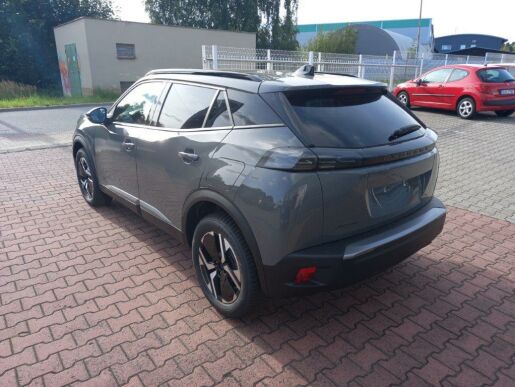 Peugeot 2008 ALLURE 1.2 PureTech 7 let zár.