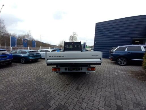 Peugeot Boxer Valník 4350 L4 7 let zár.