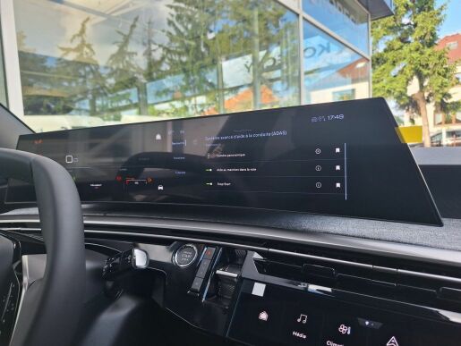 Peugeot 3008 ALLURE Hybrid 136 e-DCS6