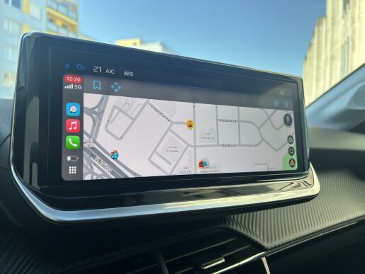Peugeot 208 ALLURE Hybrid 100 e-DCS6