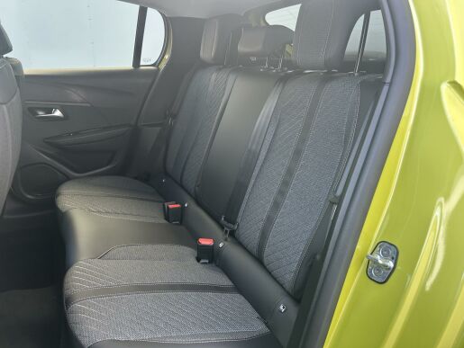 Peugeot 208 ALLURE Hybrid 100 e-DCS6
