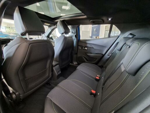 Peugeot 2008 1,2 PureTech 130k EAT8  GT