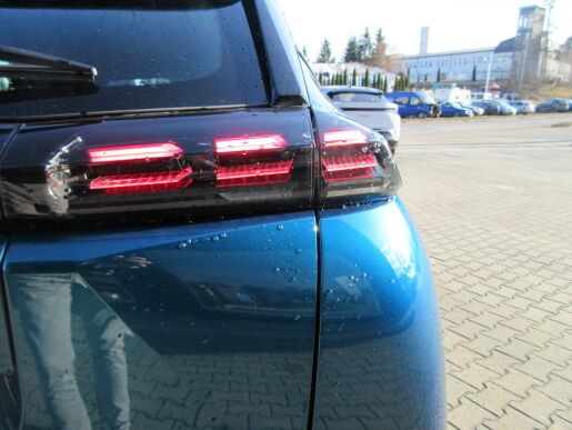 Peugeot 2008 STYLE PureTech 100 S&S MAN6