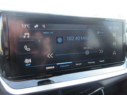 Peugeot 2008 STYLE PureTech 100 S&S MAN6