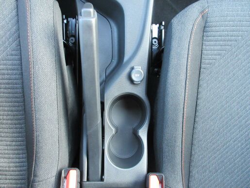 Peugeot 2008 STYLE PureTech 100 S&S MAN6